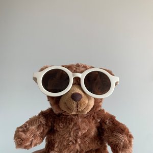 Gafas de Sol Redondas Retro Esmeriladas 2024 para Niños, Gafas de Sol Ligeras y Lindas para Niños y Niñas, Gafas de Sol para Bebés - Product Image 5
