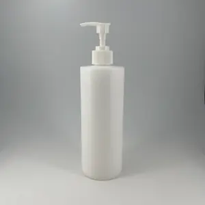 500ml yüksek kalite özel PE kozmetik konteyner plastik şampuan yuvarlak düz omuz şişe ile 28/410 24/410 losyon pompası