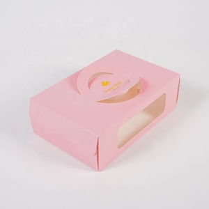 Scatola per Imballaggio Torte e <span class=keywords><strong>Pasticceria</strong></span> Personalizzata con Logo, in Carta <span class=keywords><strong>Rosa</strong></span>, con Manico, per Regali e Prodotti da Forno - Product Image 6