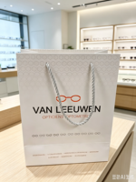 Sacs en papier cartonnés de luxe durables, résistants à la graisse, avec poignées en ruban, biodégradables, personnalisables avec logo pour vêtements