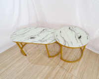 Table console d'angle au design de luxe en métal doré Table d'appoint en marbre Table basse ronde en pierre pour la maison