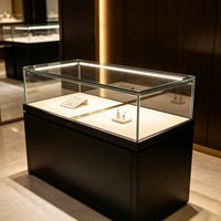 GZowin Schmuckvitrine mit LED-Beleuchtung - Leichtgewichtig, Langlebig, Umweltfreundlich, Recycelbar, Wasserdicht, Anpassbare Präsentation