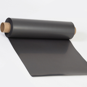 Rouleaux de <span class=keywords><strong>feuille</strong></span> <span class=keywords><strong>magnétique</strong></span> souple en caoutchouc brut <span class=keywords><strong>Feuille</strong></span> flexible d'épaisseur de 0.5mm à 3mm pour l'artisanat/enseignes/bricolage Aimant industriel OEM - Product Image 1