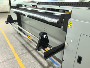 Stampante ibrida UV automatica da 180CM con testina di stampa Rioch Konica BYHX Program THK Rail 24 mesi di garanzia nuova condizione - Product Image 6