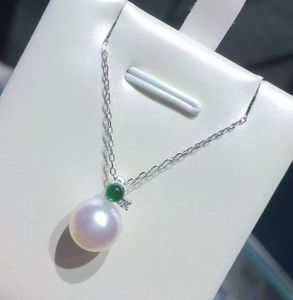Colgante de Perla Akoya de 8-8.5mm en Oro Sólido de 18k con Esmeralda y Cristal, Joyería Fina, Solo Colgante, Sin Cadena - Product Image 1