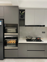 Ensemble Complet de Meubles de Cuisine Moderne et Minimaliste avec Rangement Grande Capacité et Appareils Intégrés, Incluant l'Accessoire Évier