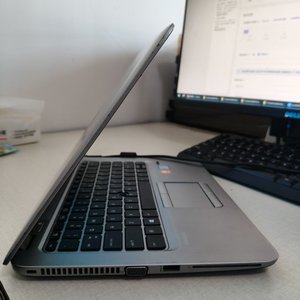 Ordinateurs portables d'occasion <span class=keywords><strong>HP</strong></span> <span class=keywords><strong>Elite</strong></span> 820 G3 avec processeur Intel Core i7 de 6e génération, 8 Go de RAM, 256 Go de SSD, prix bas - Product Image 4