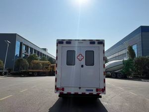 1veco <span class=keywords><strong>Ouba</strong></span> 4x4 Shelter Ambulance, Véhicule de sauvetage d'urgence tout-terrain robuste avec boîte de transfert 4x4 et blocage de différentiel, LHD RHD - Product Image 3