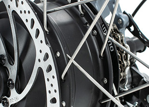 จักรยานไฟฟ้าสำหรับเมือง ล้อใหญ่ 7 สปีด จอ LCD เซ็นเซอร์ความเร็ว แบตเตอรี่ซ่อน น้ำหนักเบา 22 กก. ระบบช่วยปั่นอัจฉริยะ สำหรับใช้งานกลางแจ้ง สินค้าในสต็อก <span class=keywords><strong>EU</strong></span> - Product Image 2