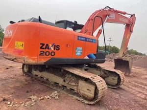 Excavadora Usada Compacta Hitachi ZX200 20T |   Máquina Hidráulica de Segunda Mano para Espacios Reducidos - Product Image 3