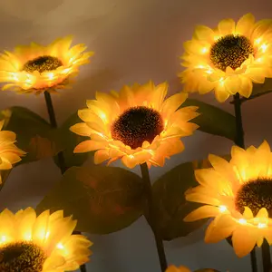 Outdoor Waterproof Garden Solar Sunflower Residential Garden Led Tulip Rose Flower Landscape Decorative Light