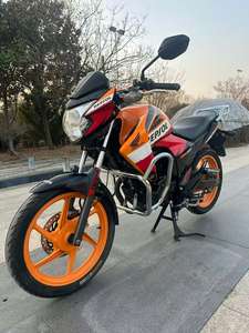 Motocicleta Utilitaria Honda1 Phantom 150, 149cc, Sistema EFI, Asiento Bajo para Todos los Conductores, Motos a Gasolina - Product Image 5