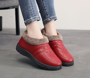 Precio al por mayor de fábrica: Zapatos casuales cómodos de invierno para mujer con suela suave antideslizante, ideales para madres. Soporte para el mercado de África y el mercado marítimo. Envío marítimo disponible. - Product Image 6