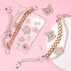 Chaîne de chaussures Bling pour femmes, breloques de chaussures en perles, accessoires pour filles, sandales sabots, décoration de chaussures DIY papillon, amour, fleur - Product Image 3