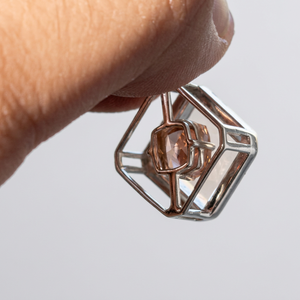 Pendentif diamant rose clair fantaisie rare, taille portrait avec sertissage clos, diamant de laboratoire cultivé, fabriqué en or blanc 14 carats - Product Image 3