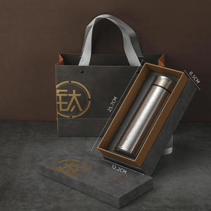 Flacon à vide thermique à double paroi haut de gamme de luxe boîte-cadeau de bouteille d'eau avec logo personnalisé pour les occasions professionnelles - Product Image 5