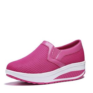 2024 à la mode femmes respirant léger anti-dérapant <span class=keywords><strong>Tennis</strong></span> marche Sneaker confortable tricot sans lacet maille Wedge mode tendance - Product Image 5