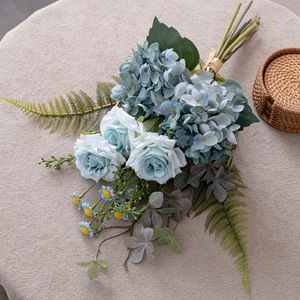 Bouquet de fleurs artificielles CallaFloral, roses bleues, hortensias, décoration murale pour la maison et les mariages CF02156 - Product Image 3