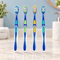 Brosse à dents manuelle OEM ODM à poils moyens pour adultes, étiquette privée personnalisée, nettoyage en profondeur, brosse à dents domestique pour l'hygiène buccale quotidienne