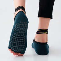 Chaussettes de yoga colorées à cinq doigts antidérapantes en coton pour femmes, chaussettes de yoga souples en silicone à demi-doigts avec sangle croisée personnalisée