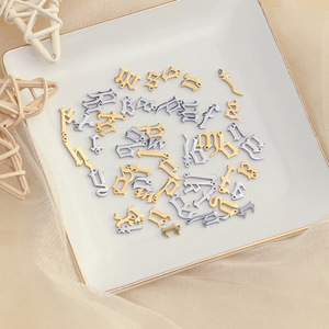 Venta al por mayor <span class=keywords><strong>estilo</strong></span> gótico 26 alfabetos encanto regalo joyería collar de acero inoxidable colgante - Product Image 4