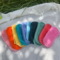 Hoge Kwaliteit Mid-Length Katoenen Yoga Sokken Voor Jeugd Antislip Logo Patroon Voor Pilates Dance Aerobics Zomersporten