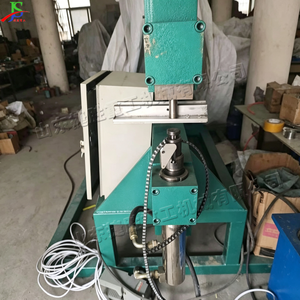 Machine à riveter <span class=keywords><strong>hydraulique</strong></span> de haute précision et stabilité pour la production de panneaux de signalisation routière - Product Image 3