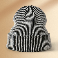 Bonnet en tricot acrylique personnalisé avec logo tissé, bord côtelé, rayé, unisexe, pour l'hiver, idéal pour les voyages