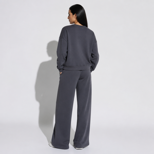 Ensemble de vêtements de sport pour femmes Charlo, 2 pièces, sweat-shirt à col rond, pantalon large, polaire, couleur unie, respirant, toutes saisons, OEM - Product Image 2