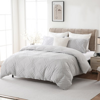Ensemble de housse de couette trois pièces en polyester 200TC, couleur unie, motif floral découpé, losanges ondulés, pour hôtel et mariage, vente en gros directe usine