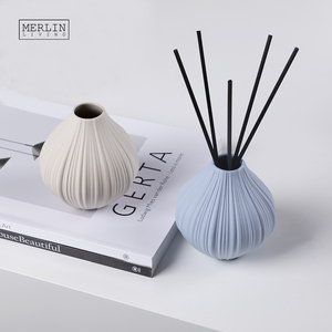 Small mini vases for home decor fragrance oil bottle Colorful empty decorative ceramic reed diffuser set bottle box with sticks