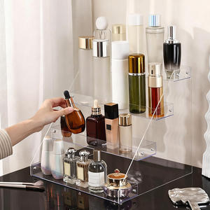 Soporte de almacenamiento de maquillaje de Colonia transparente personalizado al por mayor Trey 3 4 5 niveles joyería Perfume estantes de almacenamiento para el hogar - Product Image 1