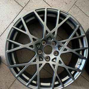 Jantes en alliage d'aluminium Xinlin 19-20 pouces, finition Gunmetal, multi-rayons, Flow Forming, 5x112 pour <span class=keywords><strong>Audi</strong></span> A4 A5 A6 A7 A8 S4 S5 - Product Image 1