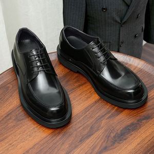 Mocassins décontractés tendance pour hommes en cuir véritable faits à la main avec fonction de rehaussement pour un port confortable - Product Image 3