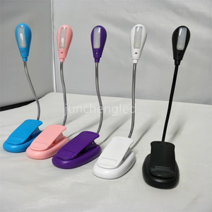 Гибкий зажим для чтения книг на аккумуляторах - Product Image 2