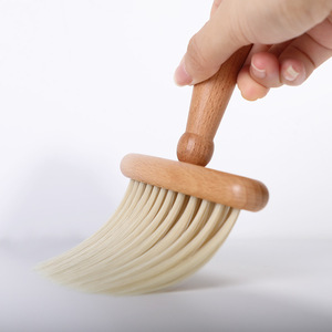 Cepillo <span class=keywords><strong>de</strong></span> Mano con Mango <span class=keywords><strong>de</strong></span> Madera, Cepillo <span class=keywords><strong>de</strong></span> Limpieza para el Hogar, Cepillo para Quitar el Polvo con Cerdas Suaves para Cama, Sofá, Muebles, Ropa, Coche - Product Image 2
