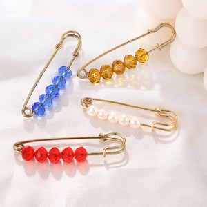 Broche de diamantes de imitación con perlas y cristales para ropa, seguridad y moda, 5,1x1,5 cm, alfileres en tono dorado - Product Image 1