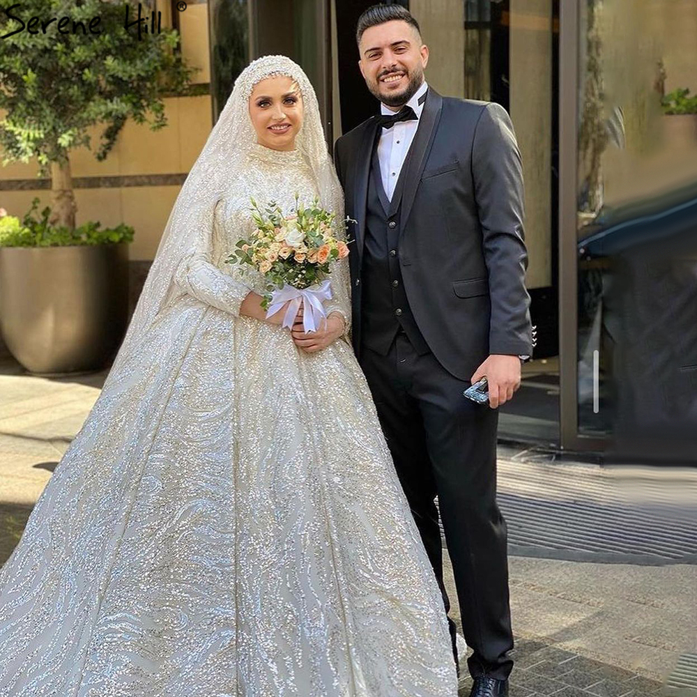 Elegant Muslim Engagement Dresses - Tiered & Long-Sleeved
