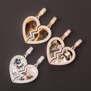Personalizado Hip Hop memoria imagen colgante chapado en oro latón <span class=keywords><strong>Corazón</strong></span> Roto parejas Iced foto sublimación amor medallones collar - Product Image 1