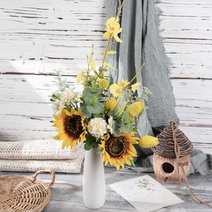 Bouquet de fleurs artificielles CallaFloral Tournesol en tissu tissé plastique pour décoration intérieure et accessoires de mariage CF01291 - Product Image 1