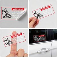 Autocollant d'alerte en vinyle laminé résistant aux intempéries « Ceintures de sécurité à porter à tout moment », taille et contenu personnalisés pour véhicule Zerone