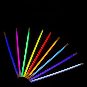 Pailles à boire LED personnalisées en gros, pailles néon qui brillent dans le noir pour les boissons - Product Image 1