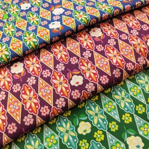 Tessuto in Cotone 100% di Alta Qualità con Stampe Colorate e <span class=keywords><strong>Motivi</strong></span> Anni '80 per Abiti - Product Image 3