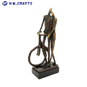 รูปปั้นแบบแอบสแตรกต์รูปครอบครัวทำจากเรซินอากาศตกแต่งโต๊ะศิลปะสมัยใหม่จาก<span class=keywords><strong>แม่</strong></span>และเด็กมาใหม่ - Product Image 3