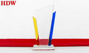 थोक स्टार आकार के रिक्त नक्काशीदार क्रिस्टल ट्रॉफी व्यक्तिगत 3 डी लेजर उत्कीर्ण अनुकूलन योग्य आकार नीले पीले खेल - Product Image 2