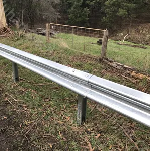 China Hersteller Werk mit Balken Stahl Straße Autobahn Crash Barrier Rolling Metal Guardrail