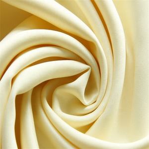 100 poliestere ity peach skin crepe shirt tudung koshibo tessuto morbido pesca 145gsm tessuto stampabile per abito pantalone <span class=keywords><strong>camicie</strong></span> da donna - Product Image 3