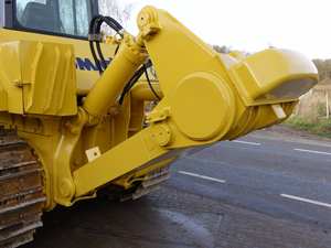 Bulldozer sobre orugas Komatsu de buena calidad y a precio bajo, excavadora sobre orugas Komatsu usada a la venta, excavadora de orugas Komatsu a precio bajo - Product Image 4