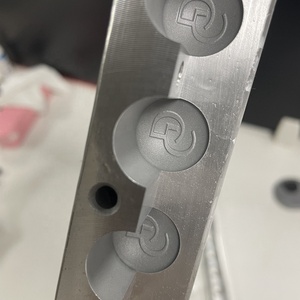 Cetakan Logam Lipstik 12 Lubang dengan Logo Ukiran Cetakan Lipstik Aluminium Sesuai Desain Anda - Product Image 2