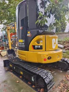 รถขุดตีนตะขาบญี่ปุ่นแท้ 3 ตัน 3.5 ตัน Caterpillar 303.5 CAT 303.5 มือสอง พร้อมหัวเจาะไฮดรอลิกและหัวเบรกเกอร์ - Product Image 3
